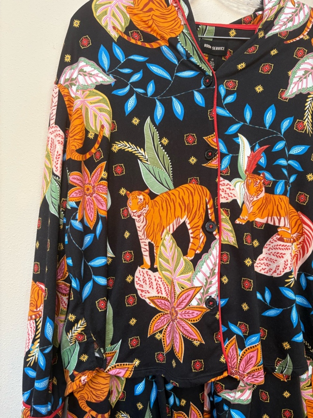 Tiger Print Pajama Set Matching Lounge Set Floral Animal Print Size L/G - Picture 7 of 10